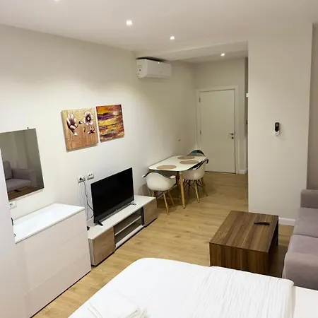 Apartment 2brothers Tirana